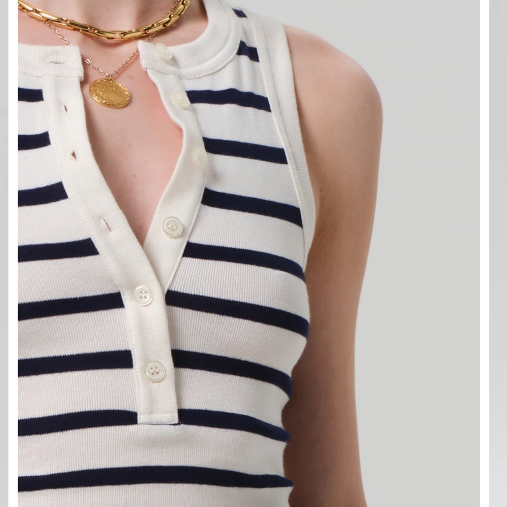 Citizens of Humanity Caralyn Tank
In Azure Stripe NWT - Picture 4 of 10